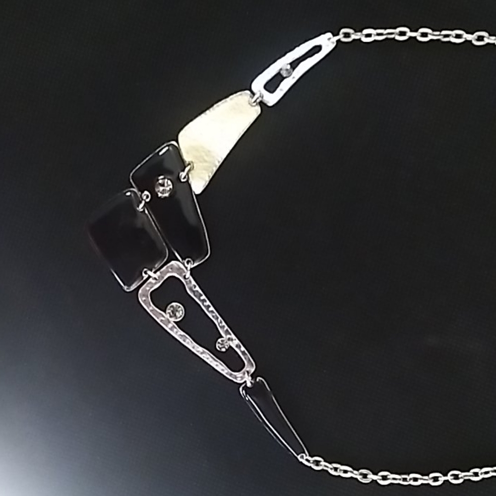 Jewelry - Picture 2 of 2